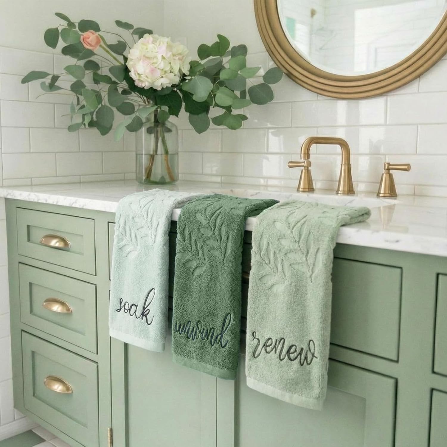 Moukeren 3 Pcs Sage Green Hand Towels for Bathroom 100% Cotton Jacquard Embroidered Soak Unwind Breathe Bath Towels Bathroom Spa Kitchen Dishcloth Gift Set Farmhouse Decorations(Green Leaves)