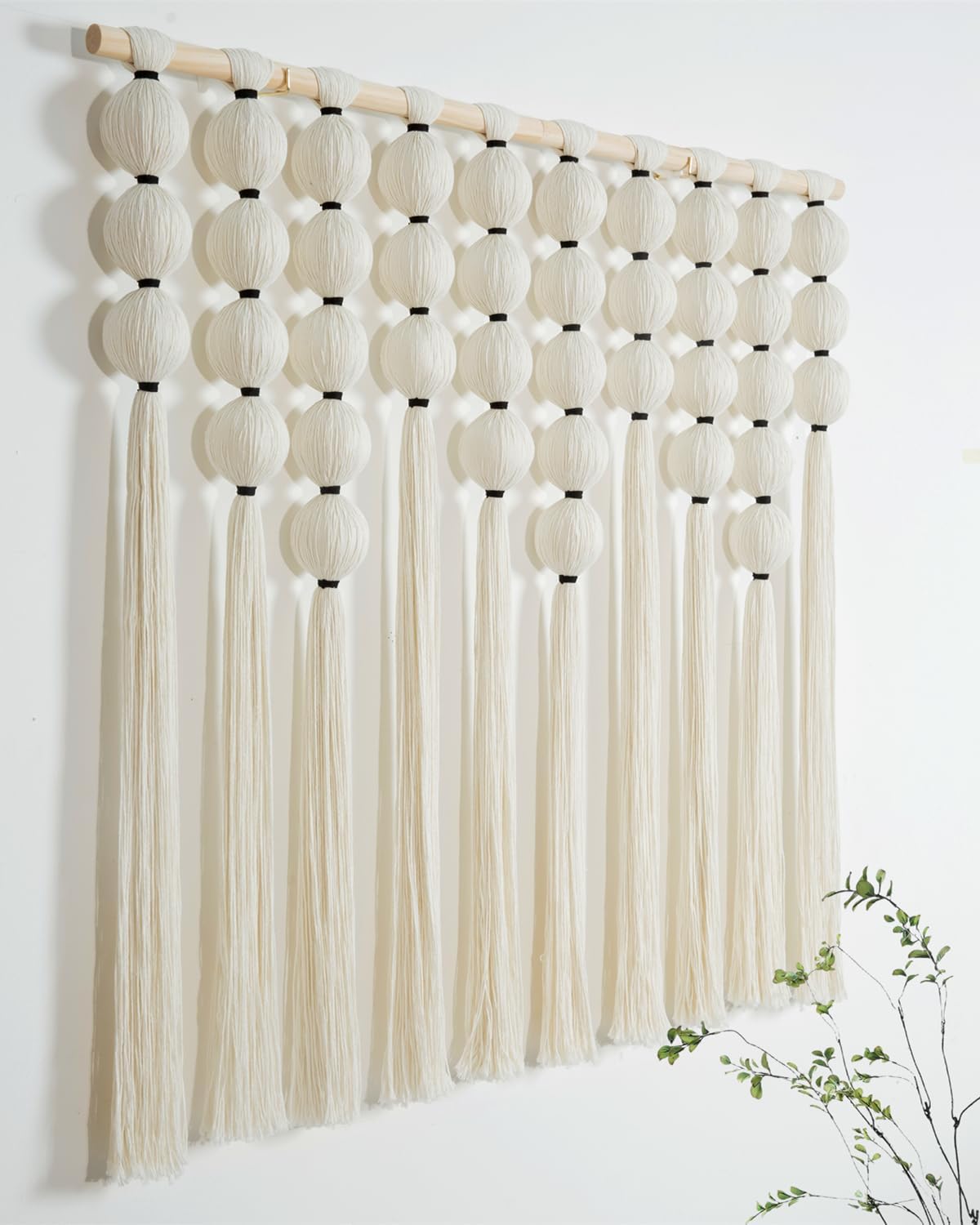 RUIZHIXUAN Large Macrame Wall Hanging Macrame Ball Wall Hangings Tapestry Cotton Textile Boho Wall Decor Art Bohemian headboard Handwoven 39" Wx38” L(Cream)