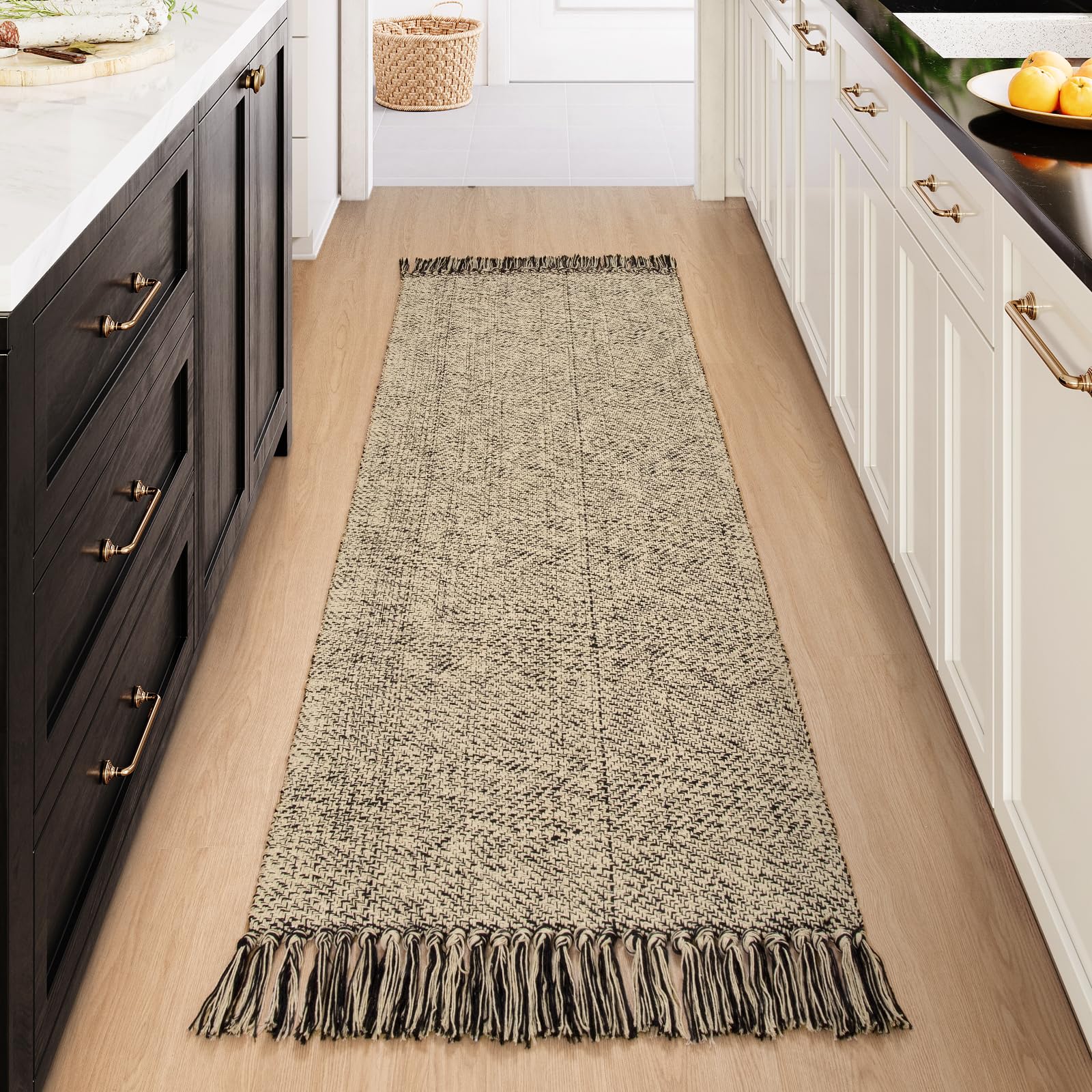 Collive Comfy Area Rug 4' x 6', Tan/Cream Woven Cotton Bedroom Rugs, Modern Indoor Accent Rug Floor Carpet with Tassel for Living Room, Nursery Room, Dining Room, Bedside, Office, Patio Decor