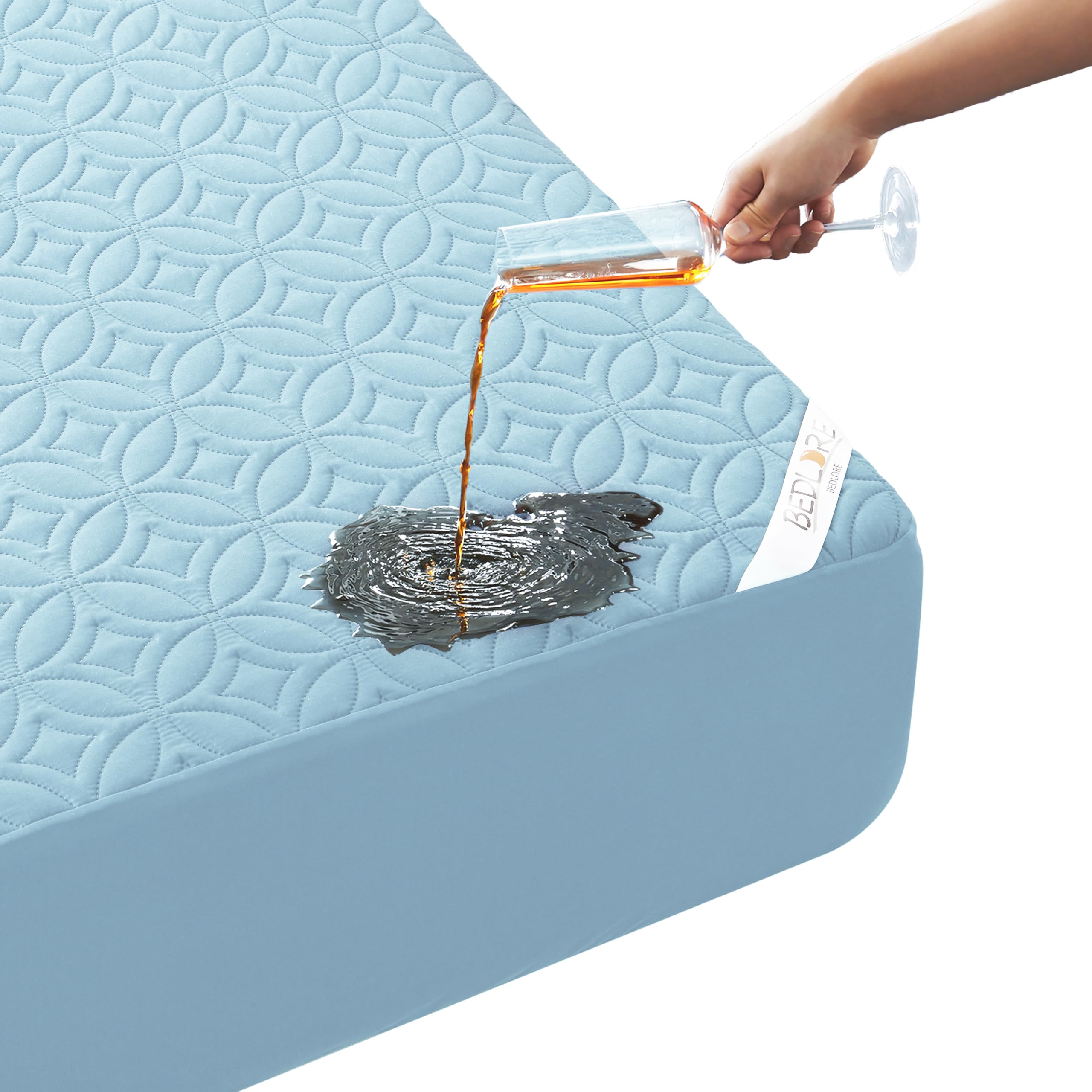BEDLORE Waterproof Mattress Protector, Queen Size Noiseless Mattress Pad with Deep Pocket 6"-18" Depth, Soft Breathable Bed Mattress Cover Washable for Home, Bedroom, Hotel (White)