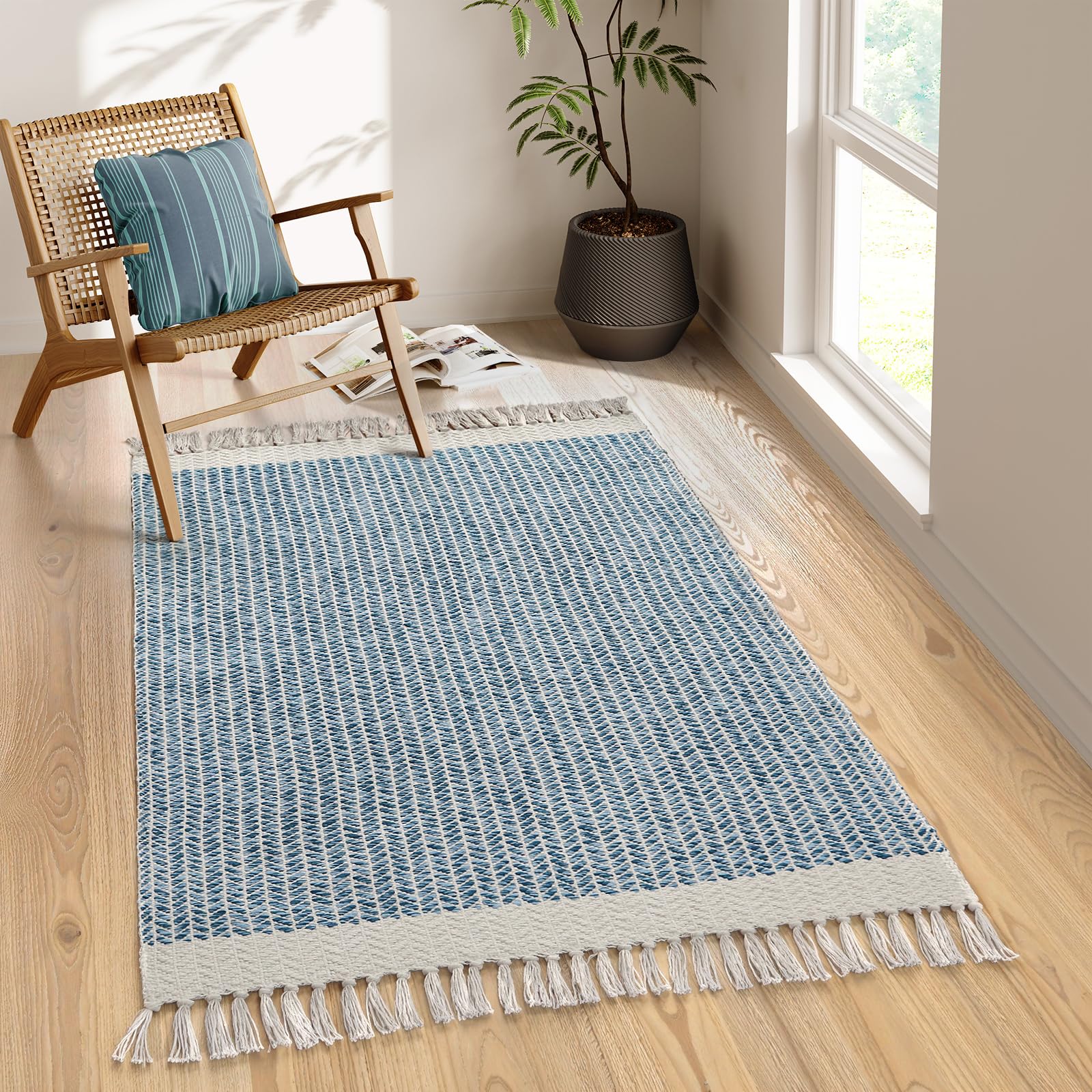 Lahome Belle Boho Entryway Rug, 3x5 Rugs for Bedroom Lightweight Washable Throw Rug Woven Cotton Bathroom Carpet with Tassels, Farmhouse Black and White Rugs for Living Room Kitchen Office Dorm