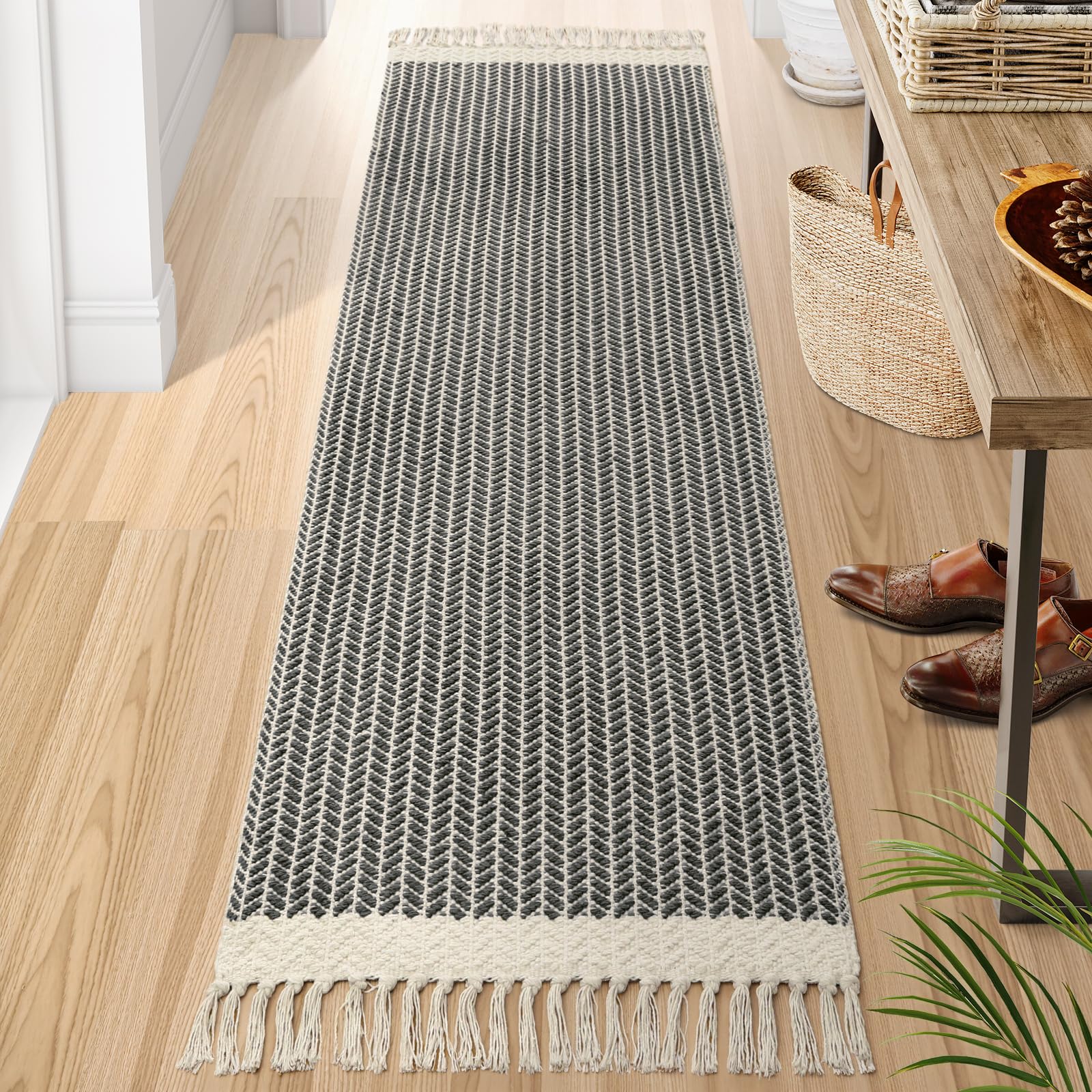 Lahome Belle Boho Entryway Rug, 3x5 Rugs for Bedroom Lightweight Washable Throw Rug Woven Cotton Bathroom Carpet with Tassels, Farmhouse Black and White Rugs for Living Room Kitchen Office Dorm