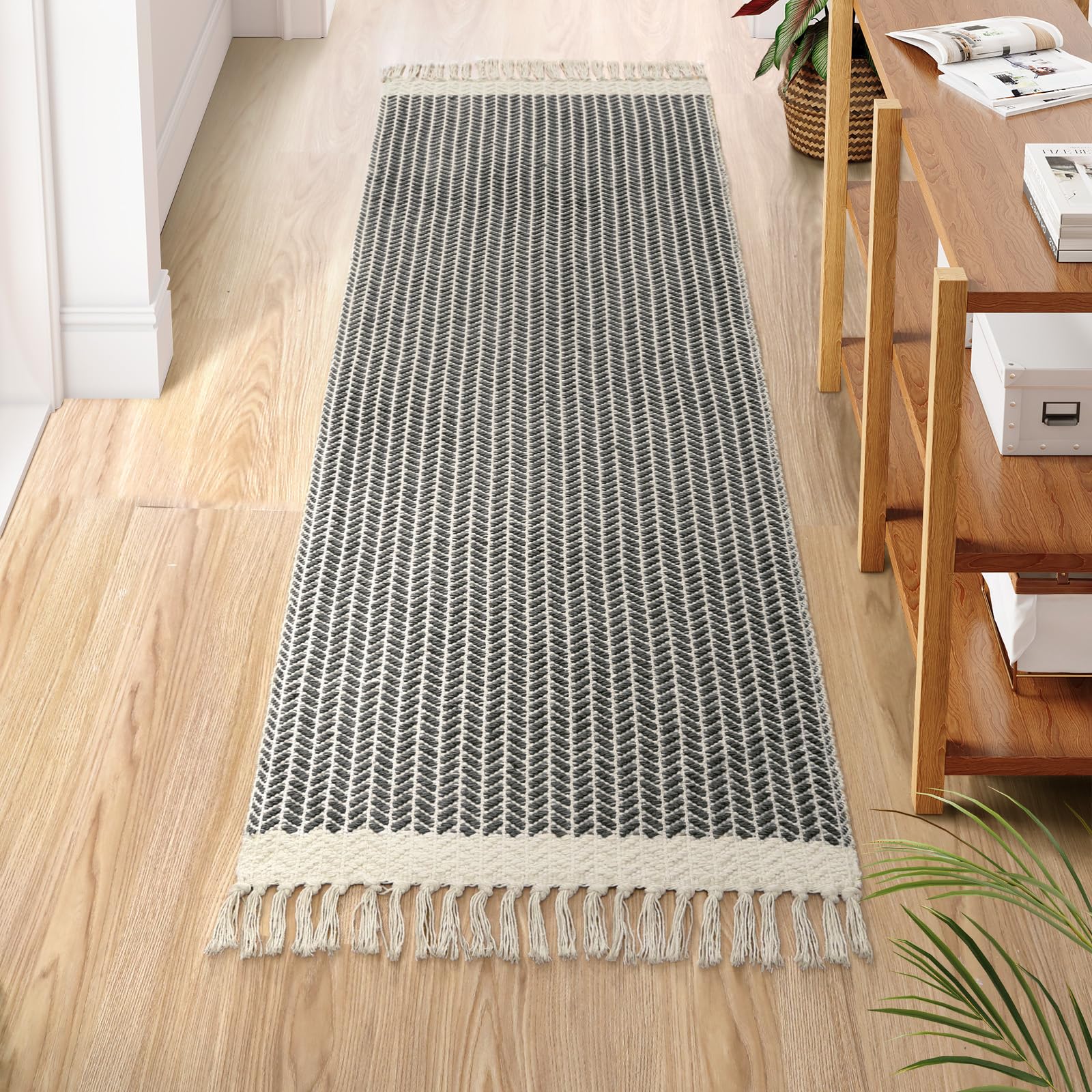 Lahome Belle Boho Entryway Rug, 3x5 Rugs for Bedroom Lightweight Washable Throw Rug Woven Cotton Bathroom Carpet with Tassels, Farmhouse Black and White Rugs for Living Room Kitchen Office Dorm