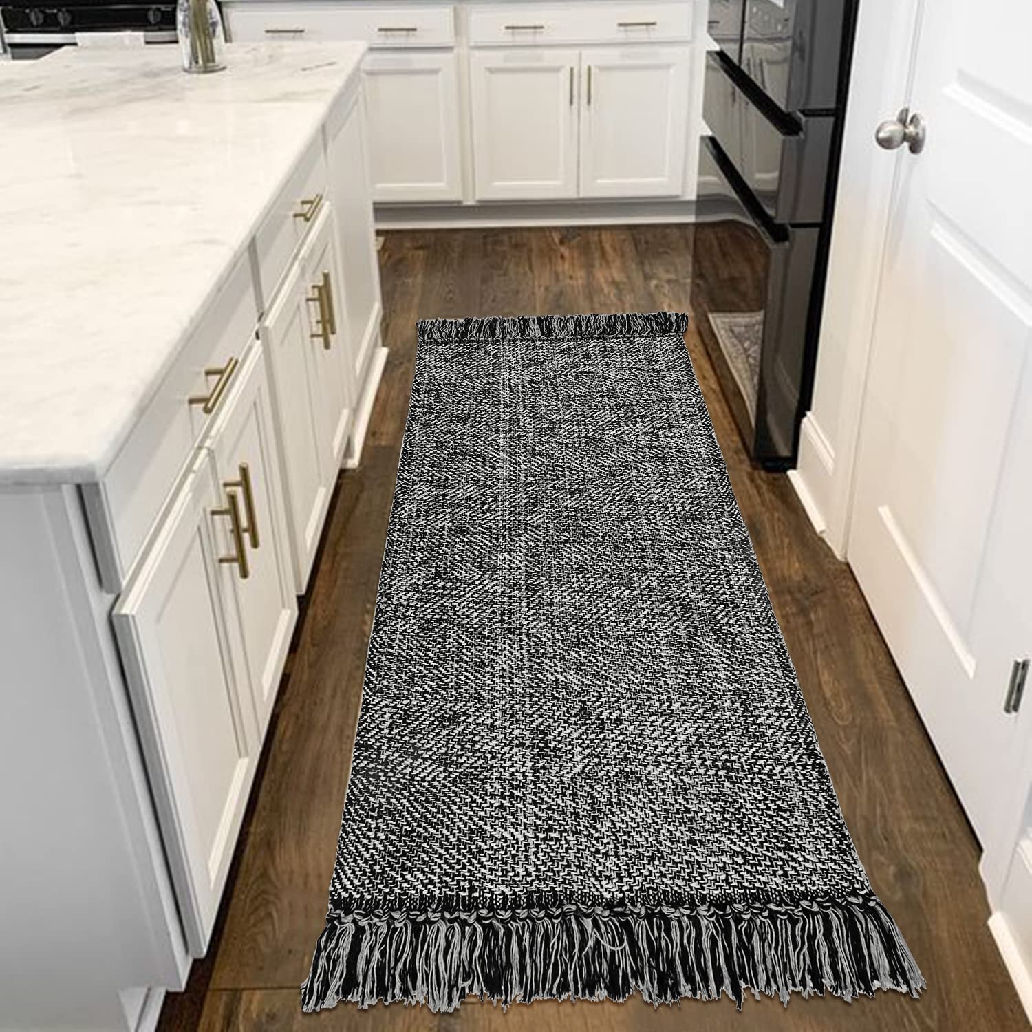 Collive Washable Area Rug 3' x 5', Modern Woven Kitchen Rugs, Tan/Cream Braided Cotton Rug Indoor Door Mat Throw Carpet for Entryway Living Room Nursery Mudroom Laundry Room