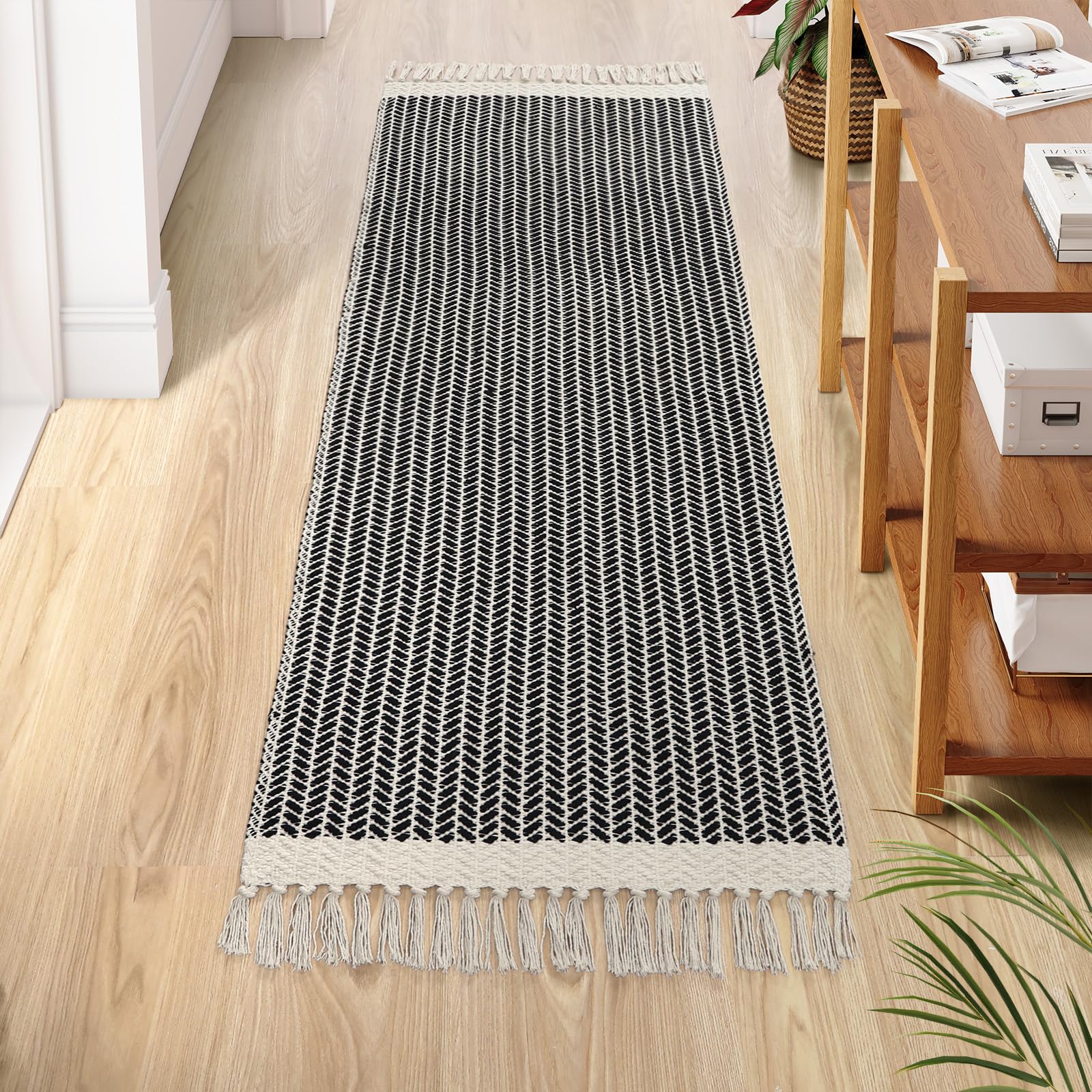 Lahome Belle Boho Entryway Rug, 3x5 Rugs for Bedroom Lightweight Washable Throw Rug Woven Cotton Bathroom Carpet with Tassels, Farmhouse Black and White Rugs for Living Room Kitchen Office Dorm