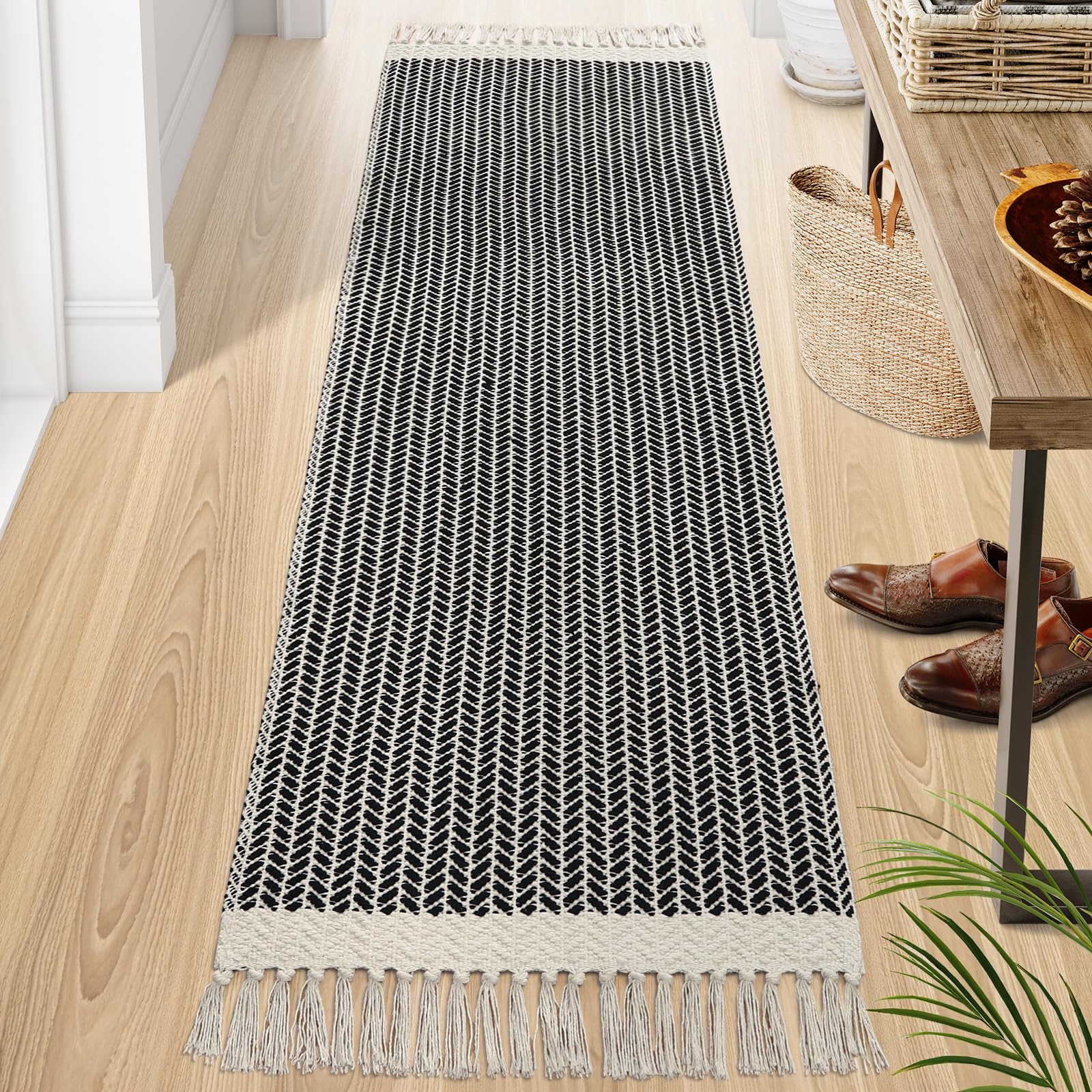Lahome Belle Boho Entryway Rug, 3x5 Rugs for Bedroom Lightweight Washable Throw Rug Woven Cotton Bathroom Carpet with Tassels, Farmhouse Black and White Rugs for Living Room Kitchen Office Dorm