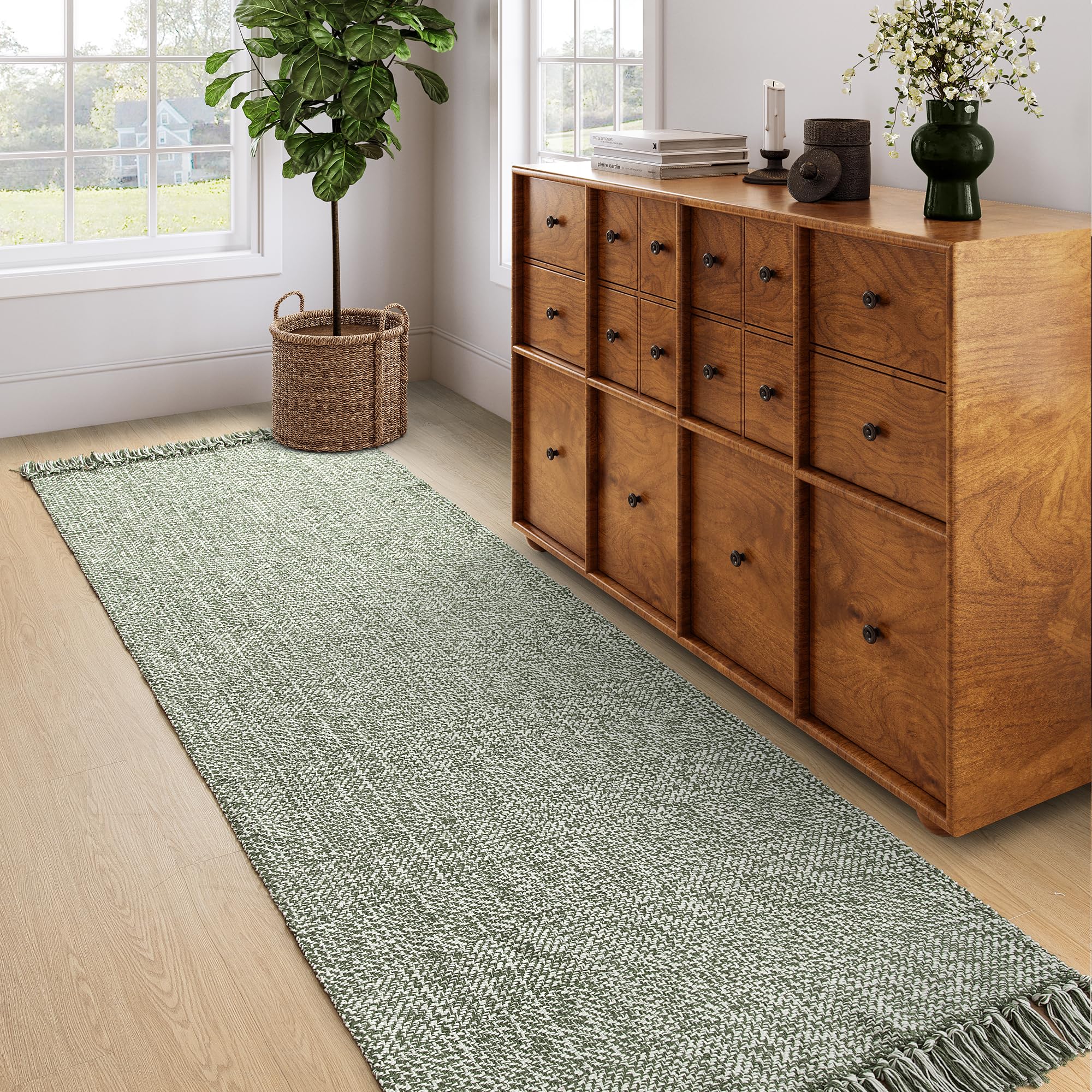 Collive Comfy Area Rug 4' x 6', Tan/Cream Woven Cotton Bedroom Rugs, Modern Indoor Accent Rug Floor Carpet with Tassel for Living Room, Nursery Room, Dining Room, Bedside, Office, Patio Decor