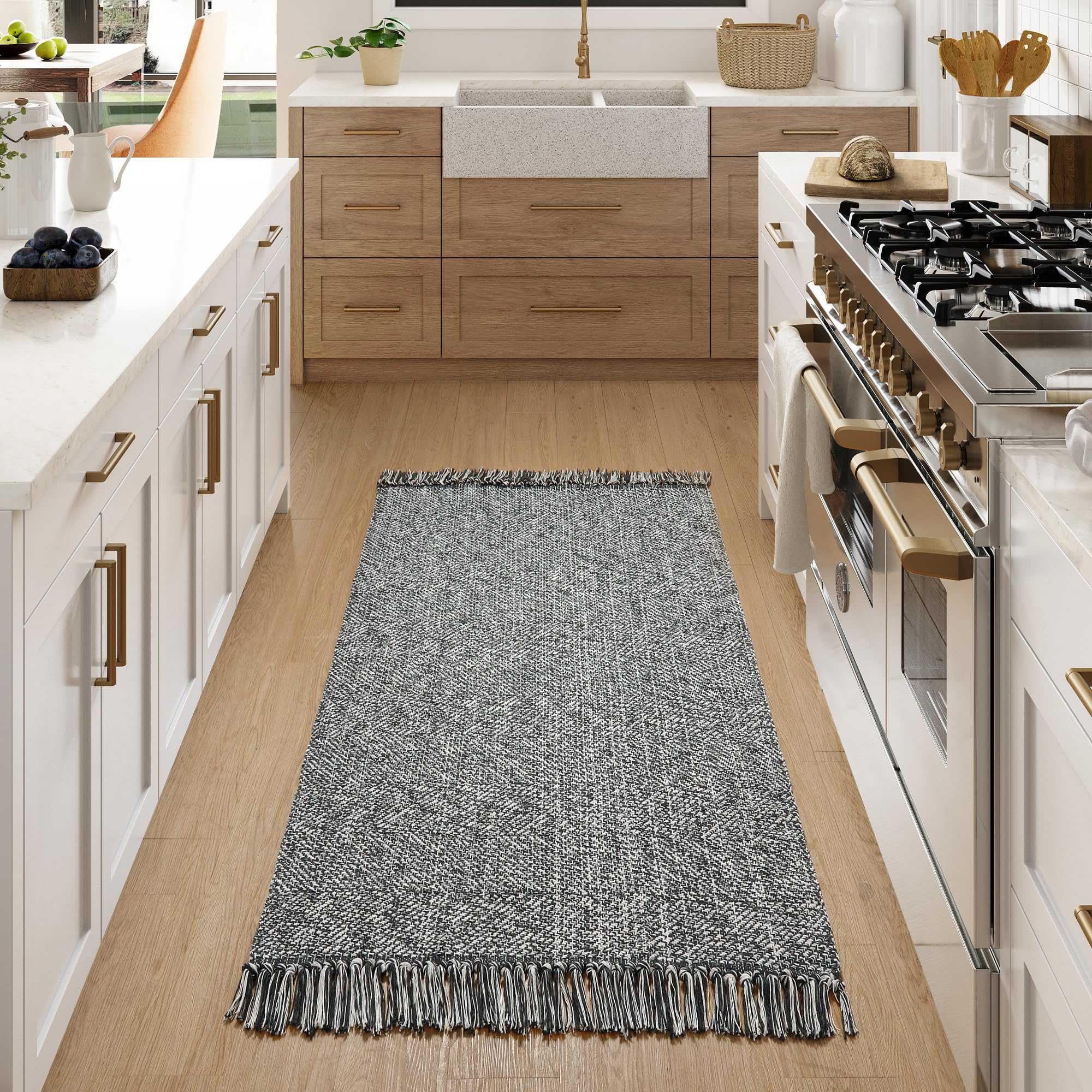 Collive Comfy Area Rug 4' x 6', Tan/Cream Woven Cotton Bedroom Rugs, Modern Indoor Accent Rug Floor Carpet with Tassel for Living Room, Nursery Room, Dining Room, Bedside, Office, Patio Decor