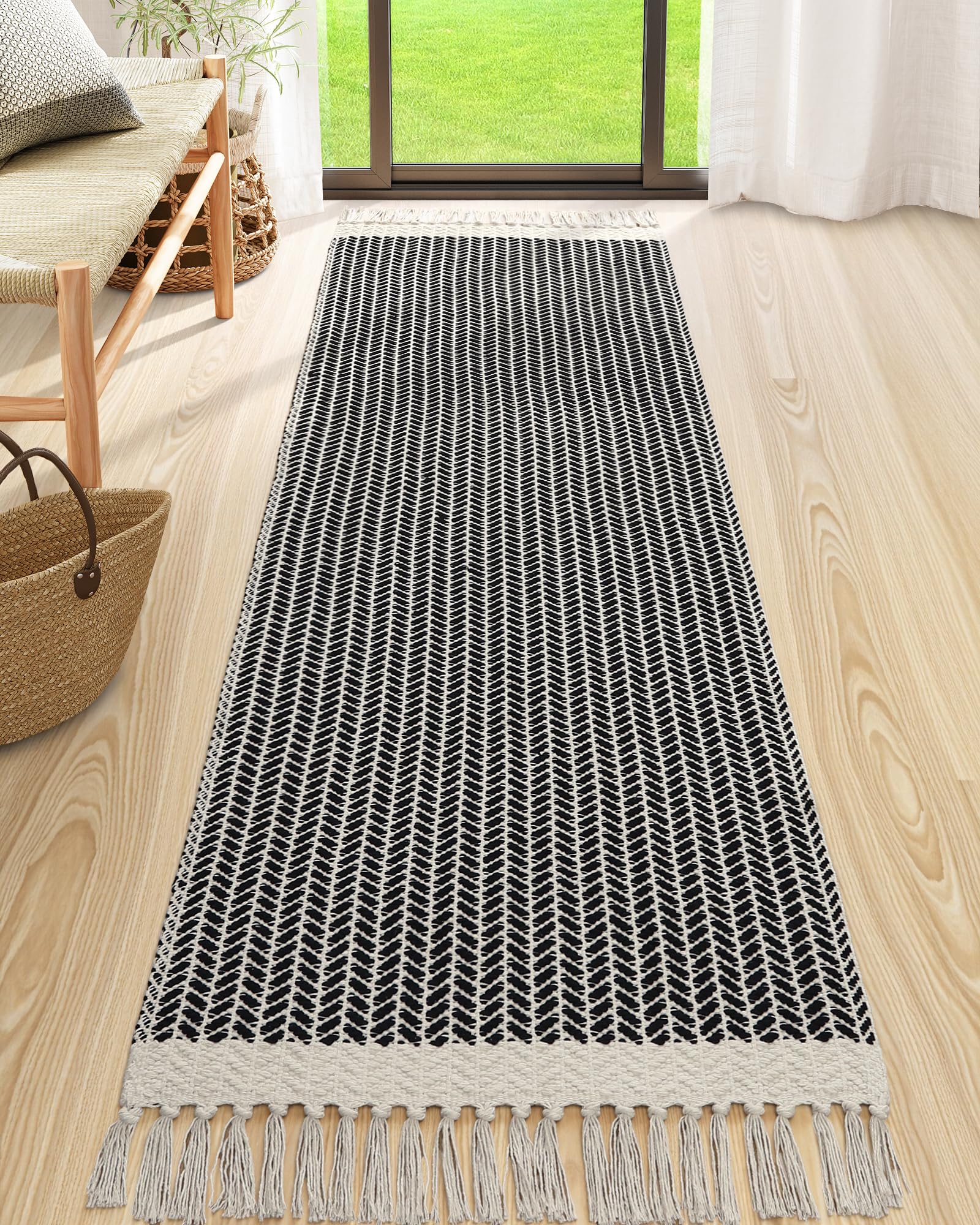 Lahome Belle Boho Entryway Rug, 3x5 Rugs for Bedroom Lightweight Washable Throw Rug Woven Cotton Bathroom Carpet with Tassels, Farmhouse Black and White Rugs for Living Room Kitchen Office Dorm