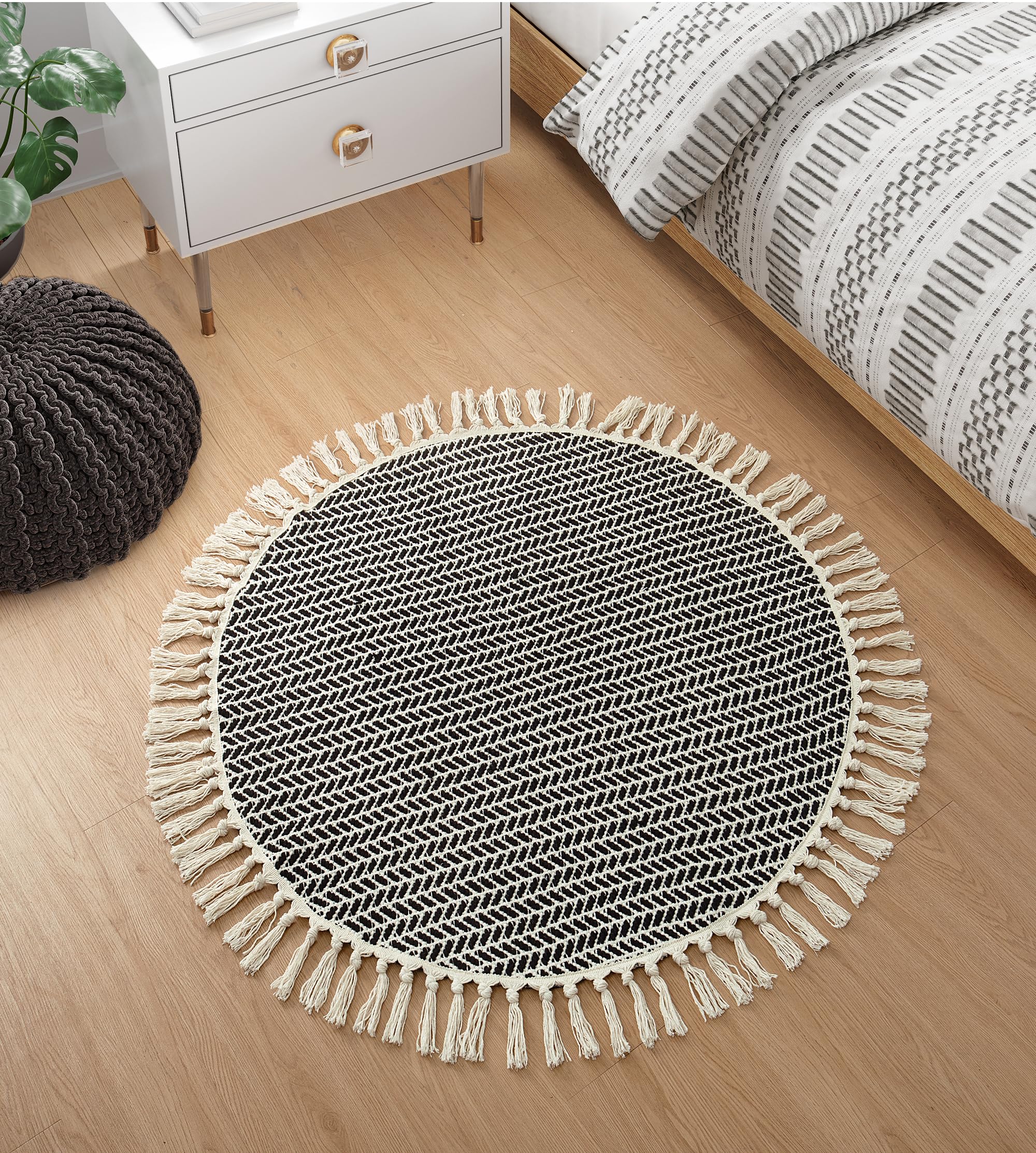 Lahome Belle Boho Entryway Rug, 3x5 Rugs for Bedroom Lightweight Washable Throw Rug Woven Cotton Bathroom Carpet with Tassels, Farmhouse Black and White Rugs for Living Room Kitchen Office Dorm